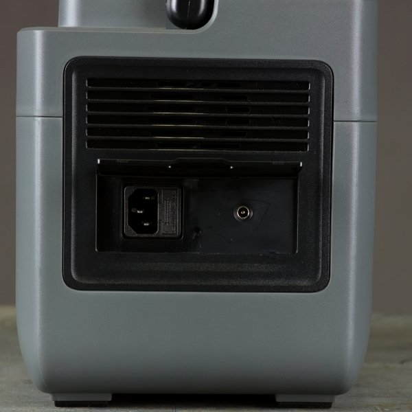 Портативная электростанция FUBAG AS 1200i (аккумулятор LiFePO4) в Красноярске фото