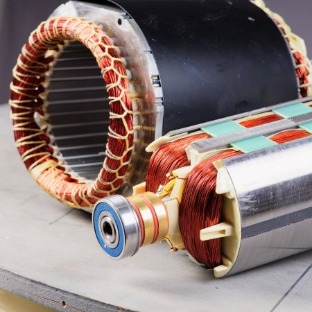 Бензиновый генератор FUBAG BS 8000 DA ES (трехфазный) с электростартером и коннектором автоматики в Красноярске фото